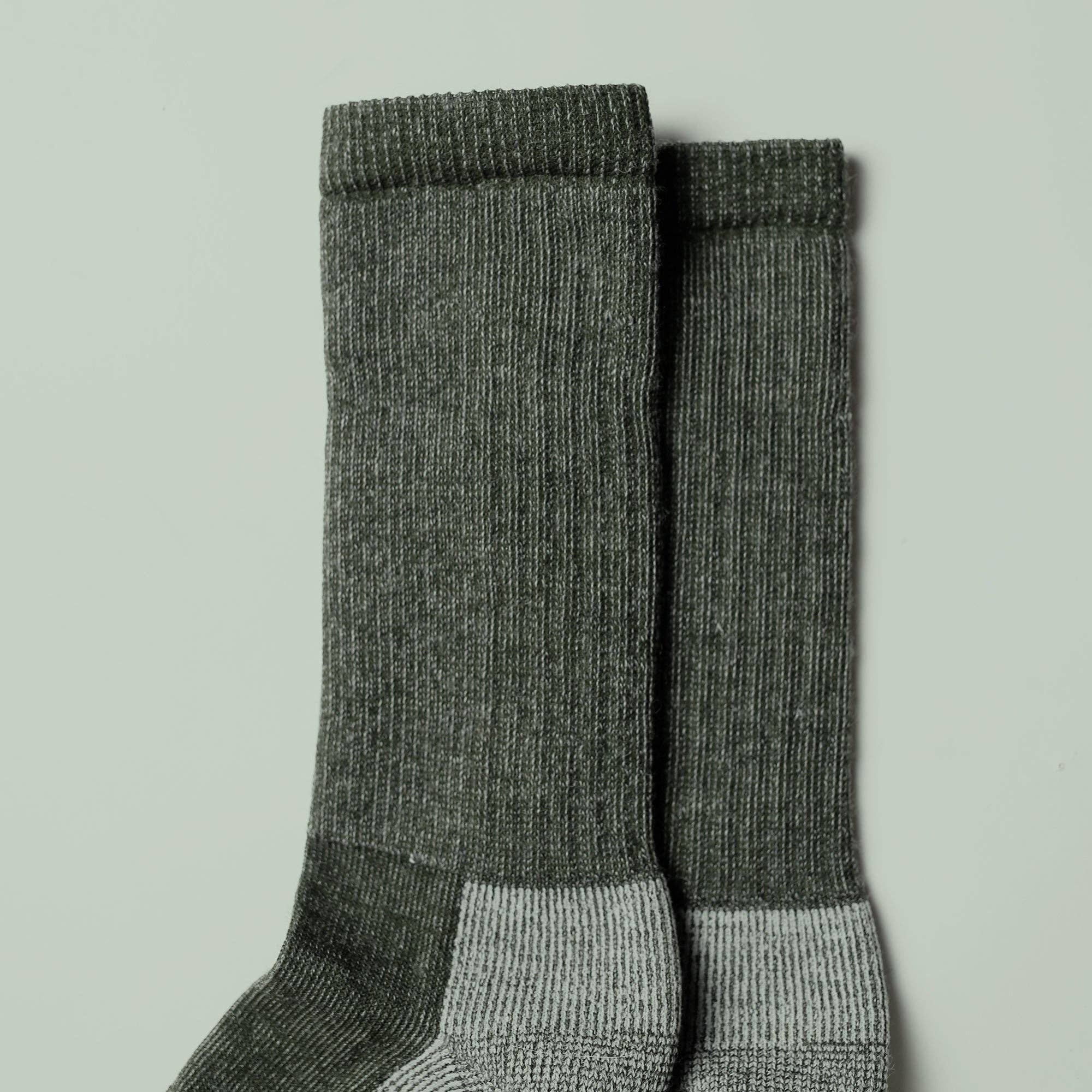 Merino Mountain Hiking Socks - Olive: O/s - Threshold Collective