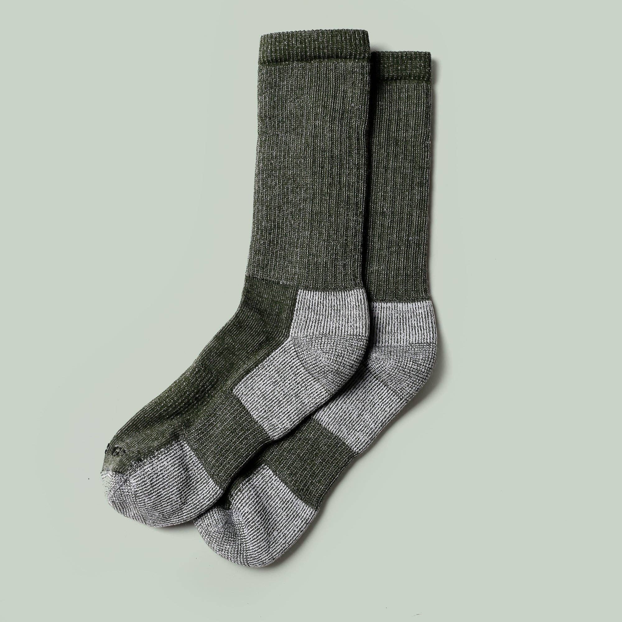 Merino Mountain Hiking Socks - Olive: O/s - Threshold Collective