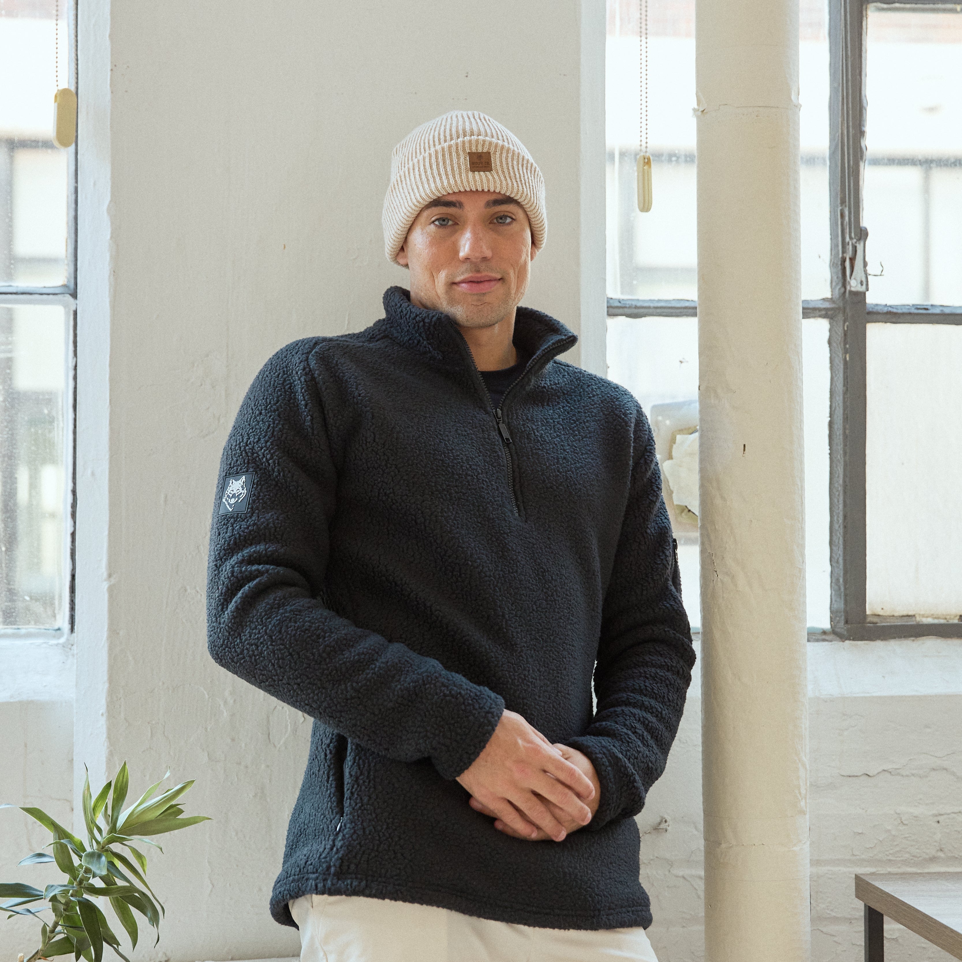 Black Kitimat Men's Half Zip - Threshold Coffee