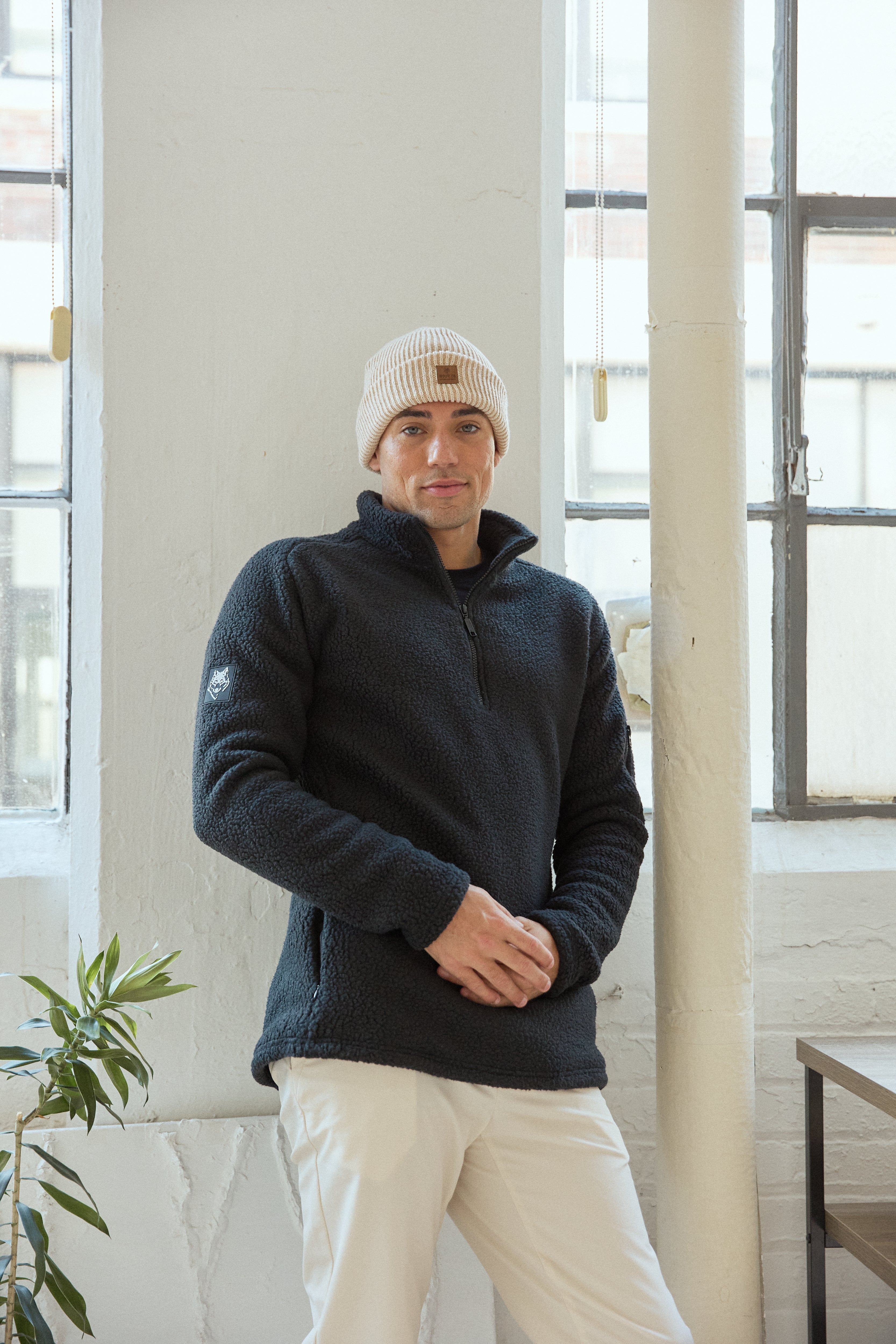 Black Kitimat Men's Half Zip - Threshold Coffee
